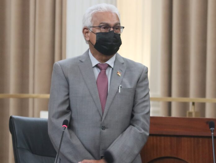 TT Health Minister Deyalsingh with teary eyes hugs, thanks medics for contribution during COVID-19