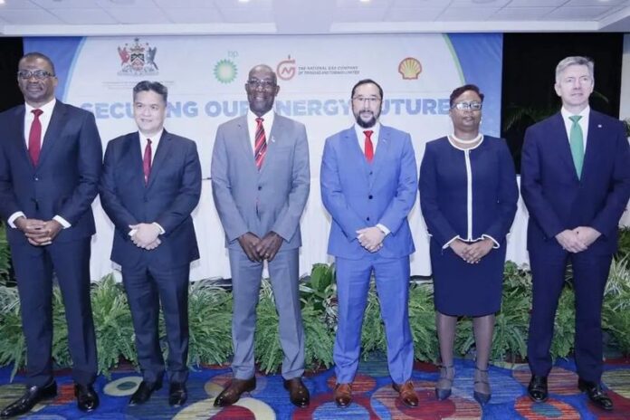 PM Keith Rowley participates in signing agreement for restructuring of Atlantic LNG in Trinidad and Tobago
