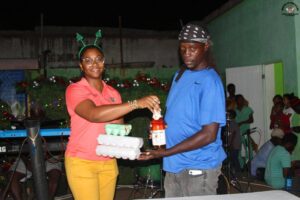 Winner being awarded for the victory, credits to Ministry of Agriculture, St Kitts Facebook Page