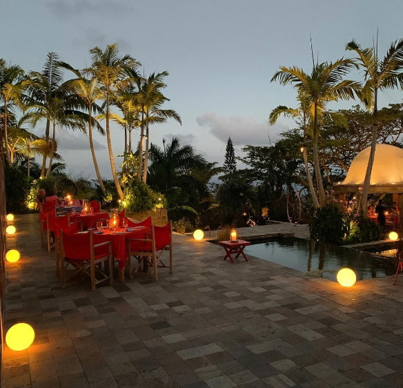 Prefect setting for a perfect dinner at Golden Rock Inn. (Credits: Golden Rock Inn, Nevis/ Facebook)