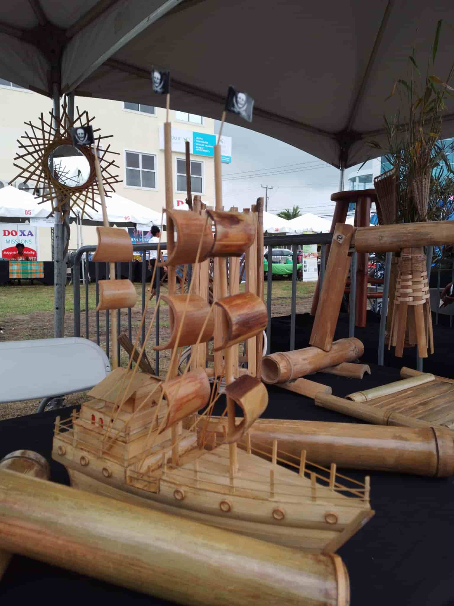 Glimpses of bamboo works workshop held in Rodney Bay in Saint Lucia. (Credits: Stan Bishop, Facebook)