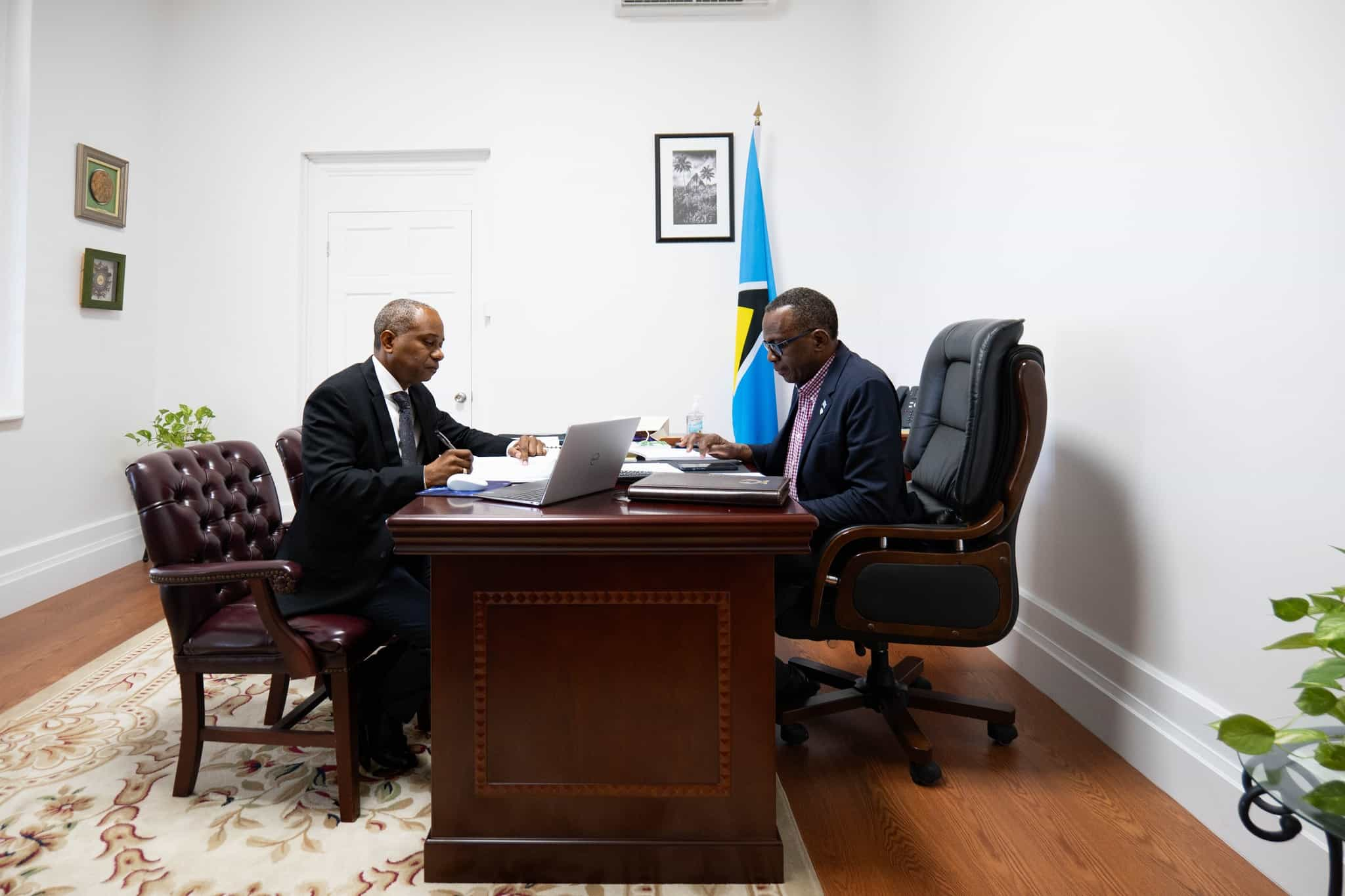 Glimpses of the meeting. (Credits: Office of the Prime Minister of Saint Lucia, Facebook)