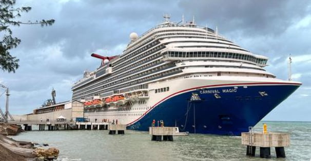 Carnival cruise ship in Jamaica brought number of passengers. (Credits: Fox News, Facebook)